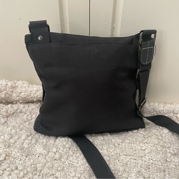 Roots Vintage Black Leather Crossbody Bag Purse - Picture 5 of 8